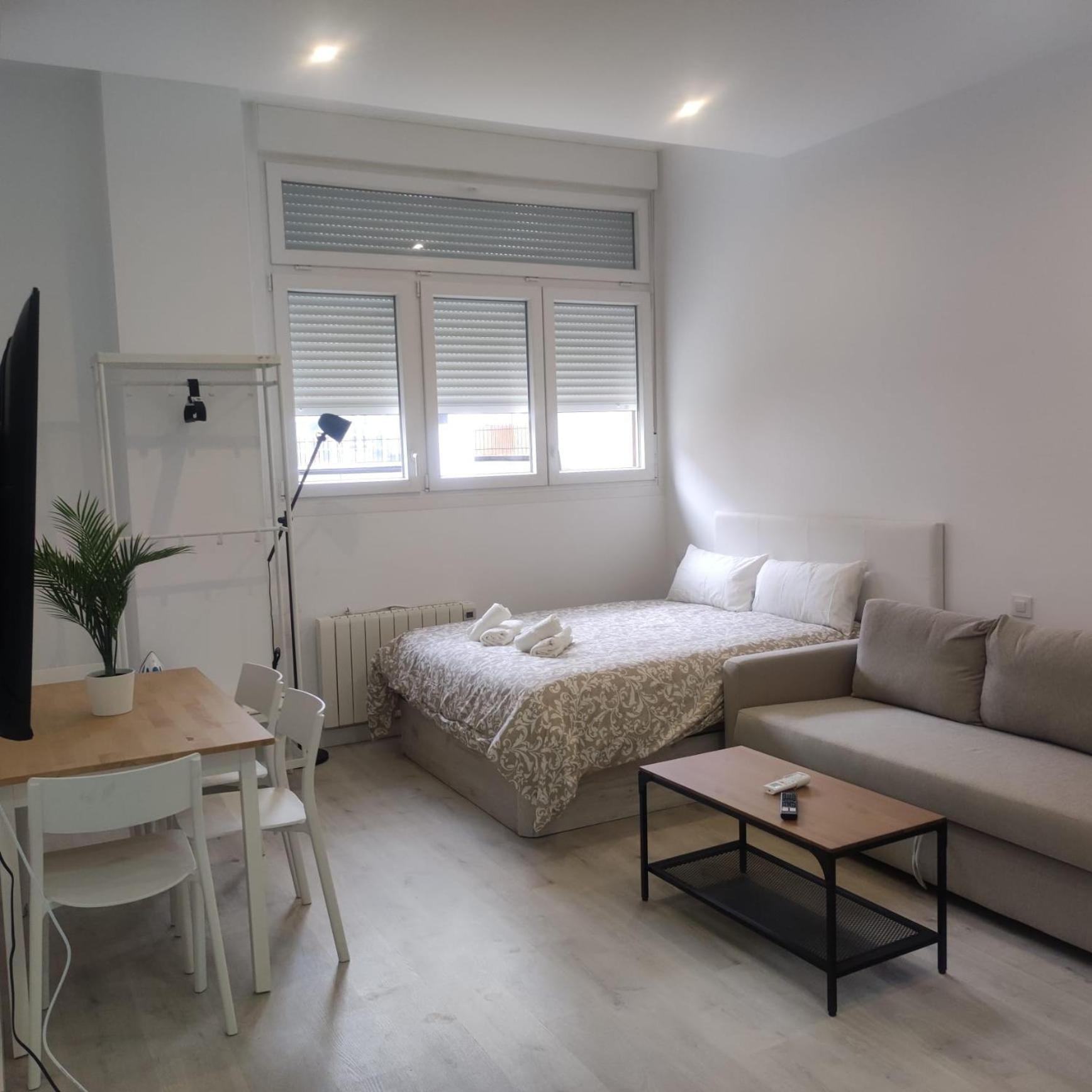 Dh Estudios Lopez De Hoyos Madrid Exteriér fotografie